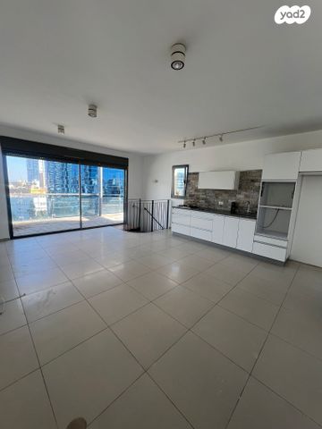 דופלקס, דרך מנחם בגין, לב תל אביב, לב העיר צפון, תל אביב יפו