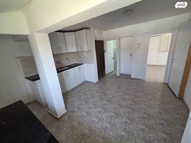 דירה, שיבת ציון, פרוסטיג, קרית אתא