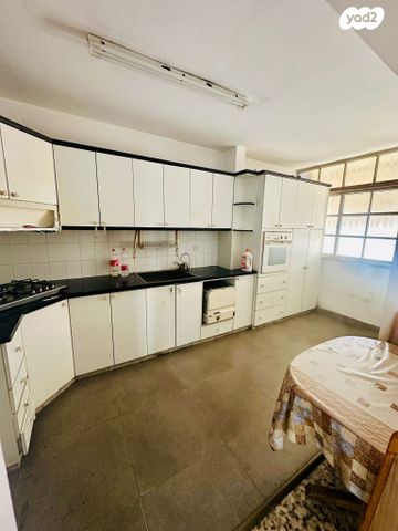 דירה, וייצמן, הל"ה, גבעתיים