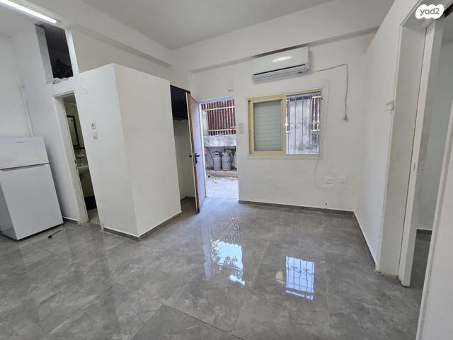 ארלוזורוב 75