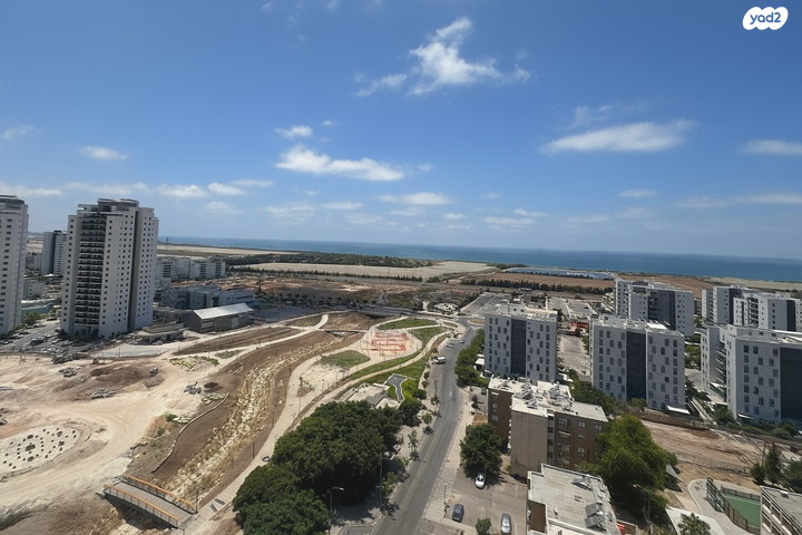 גג/ פנטהאוז, כלניות, טירת כרמל