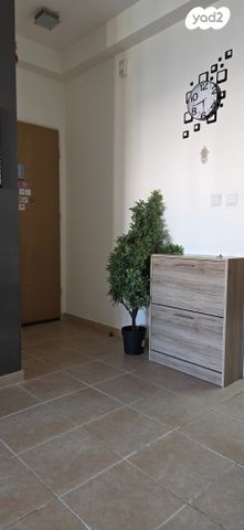 דירה, הרב צבי יהודה 2, באבוב, בת ים