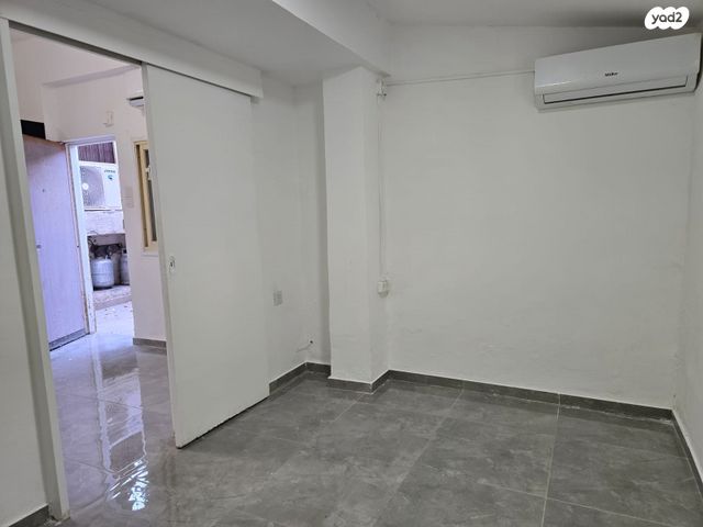 דירה, ארלוזורוב 75, הדר עליון, חיפה