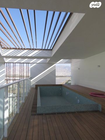 גג/ פנטהאוז, אילת