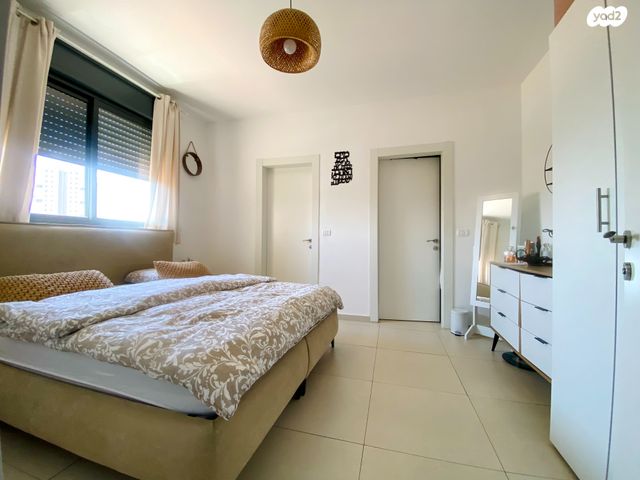 דירה, שעריים, רחובות