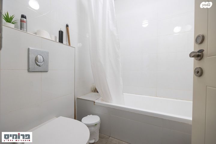 דירה, משה קול, בית הכרם, רמת בית הכרם, ירושלים