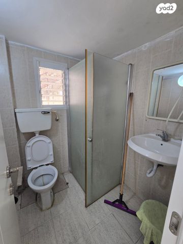 דירה, ארלוזורוב 75, הדר עליון, חיפה