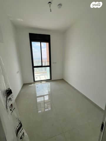 גג/ פנטהאוז, דרך בר יהודה, נשר