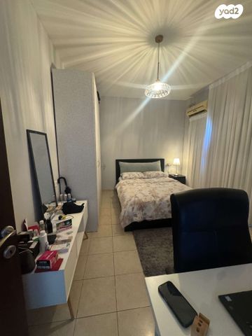 דירה, י.ל. פרץ 8, נווה שאנן, תל אביב יפו