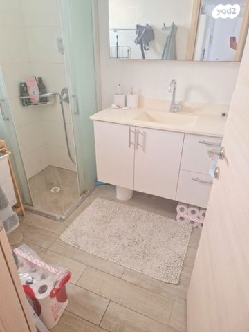 דירה, בר אילן 15, כפר סבא