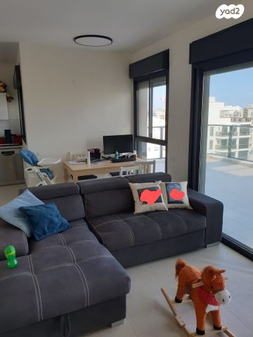 גג/ פנטהאוז, בר יוחאי 16, נגבה, רמת גן