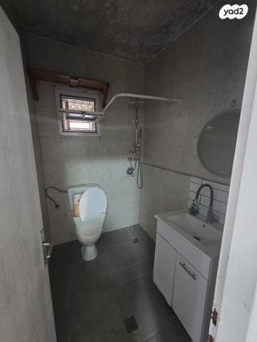 יחידת דיור, שדרות מנחם בגין 1, שכונת הורדים, קרית שמונה