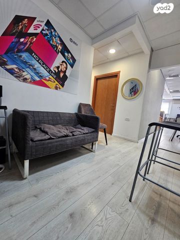 משרדים, שדרות רוטשילד, מרכז העיר, חדרה