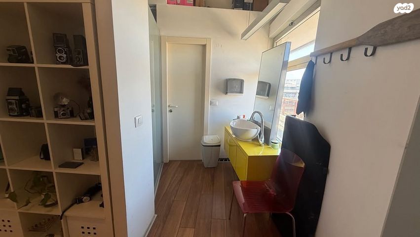 חלל עבודה משותף, דרך בן צבי, אזור תעסוקה צומת חולון, תל אביב יפו