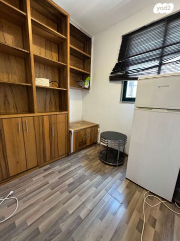 משרדים, מרכז העיר, חדרה