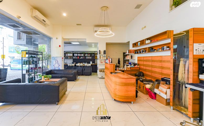 חנויות/ שטח מסחרי, דרך יצחק רבין 10, רמת משה / בית שמש הוותיקה, בית שמש