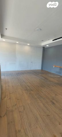 חנויות/ שטח מסחרי, חיפה