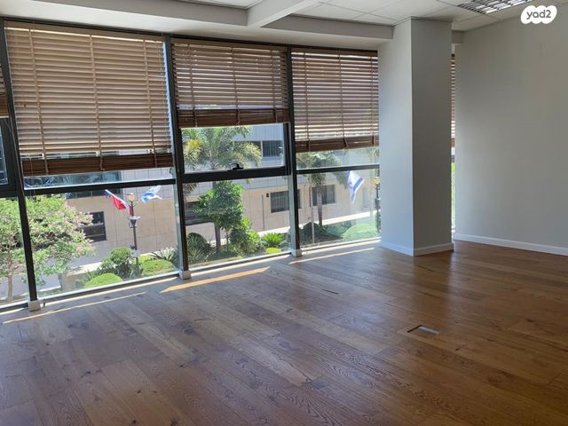 משרדים, הברזל, עתידים, אזור התעסוקה רמת החייל, תל אביב יפו