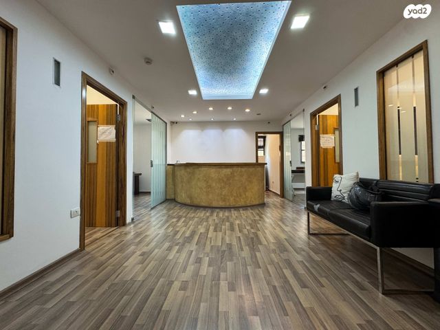 משרדים, מרכז העיר, חדרה