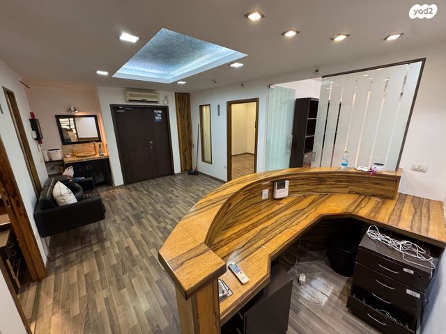 משרדים, מרכז העיר, חדרה