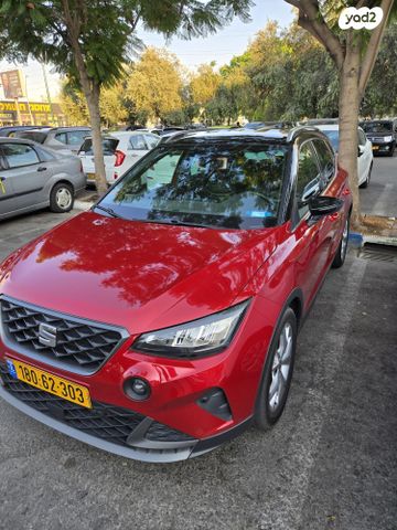 מודעת רכב סיאט ארונה