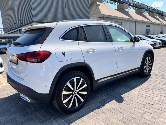 מרצדס-בנץ GLA