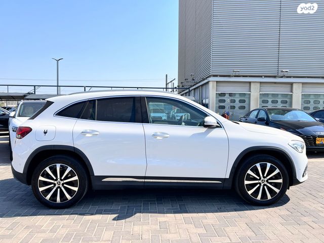 מרצדס-בנץ GLA