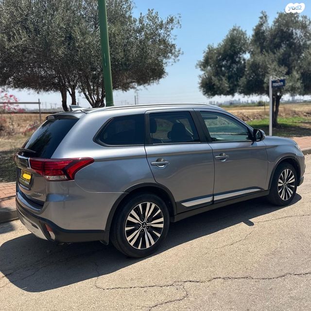 מודעת רכב מיצובישי אאוטלנדר