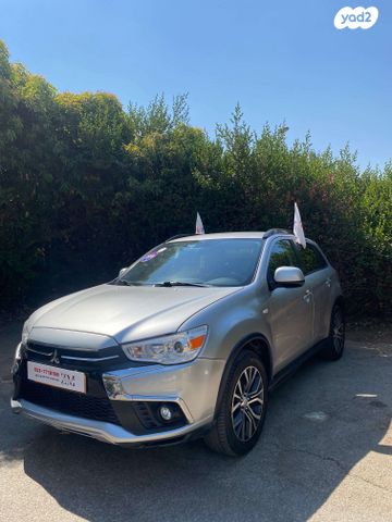 מודעת רכב מיצובישי ASX