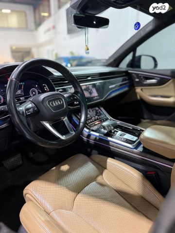 אאודי Q7