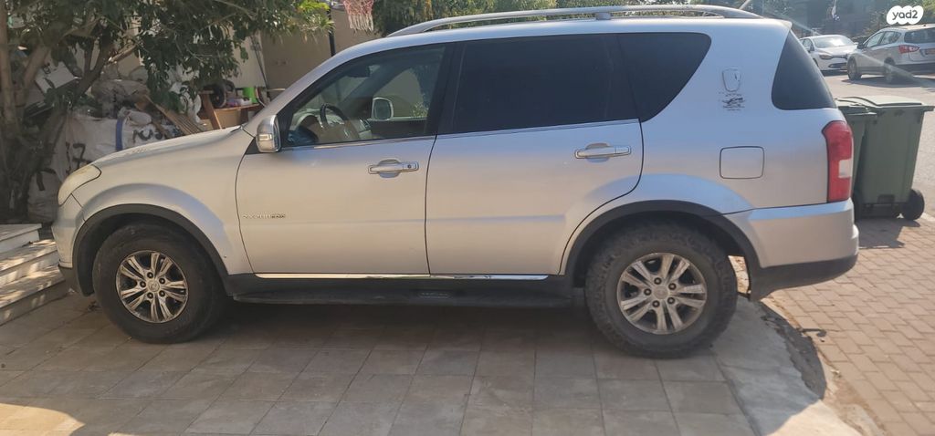 מודעת רכב סאנגיונג רקסטון