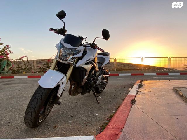 מודעת רכב סוזוקי GSR750
