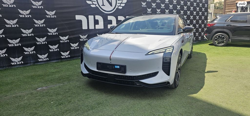 מודעת רכב הונגצ'י EH7