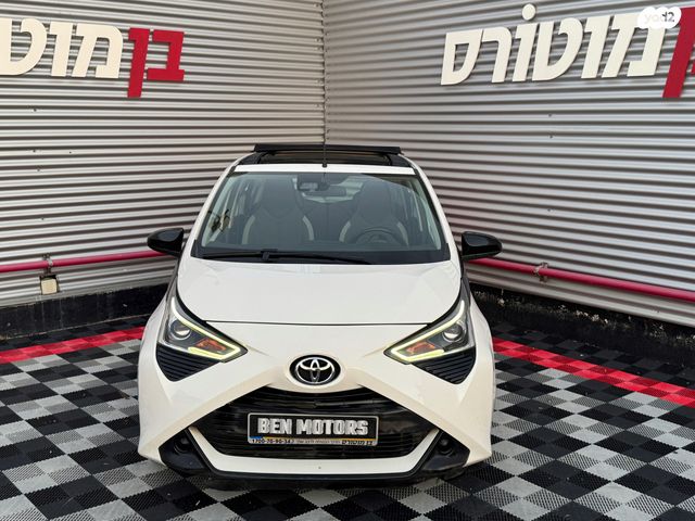 טויוטה אייגו