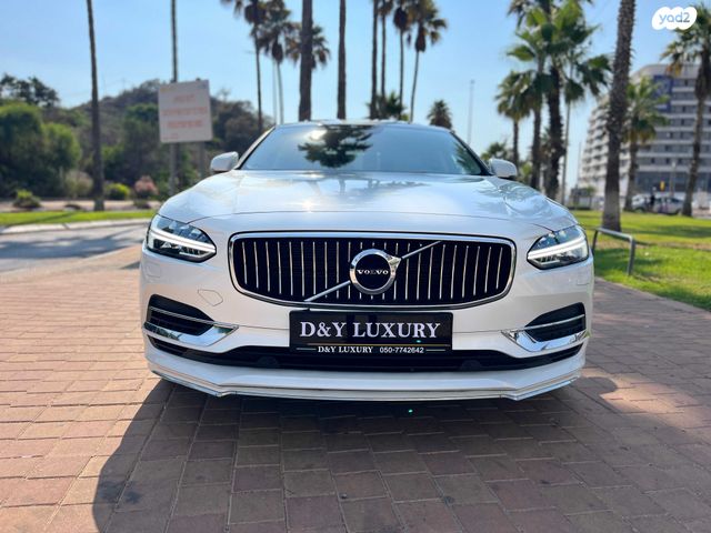 וולוו S90