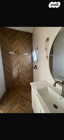 בית פרטי/ קוטג', החוחית 24, חבר, חבר