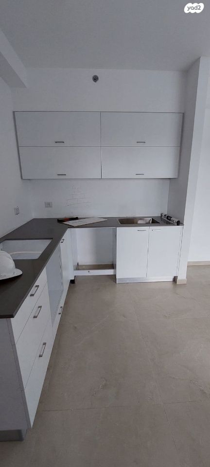 דירה, רמב"ם 20, מרכז העיר, חדרה