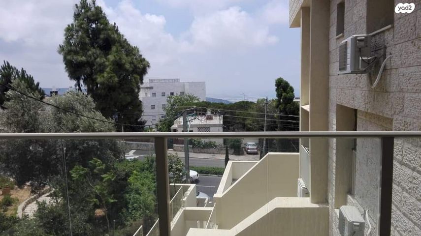 דירה, שדרות אבא חושי 3, אחוזה, חיפה