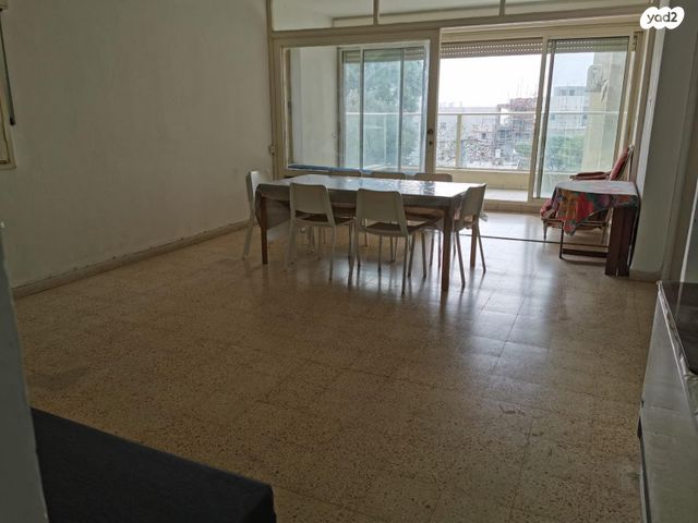 דירה, שדרות אבא חושי 3, אחוזה, חיפה