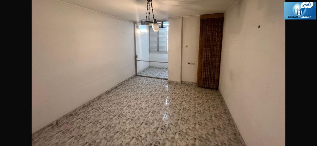 מעפילי אגוז 