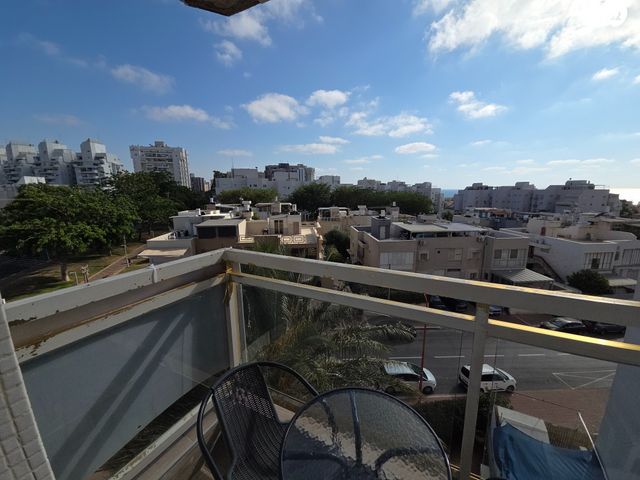 דירה, נחל לכיש, רובע י"א, אשדוד