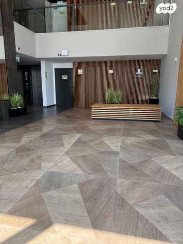 דירה, פרופ' יהודית בירק 6, רחובות המדע, רחובות