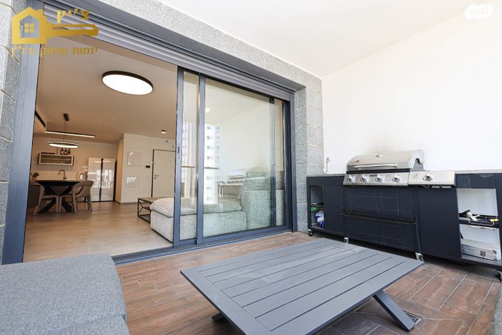 דירה, צומת סביון, קרית אונו