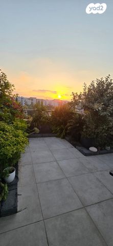 גג/ פנטהאוז, נאות שדה, רעננה