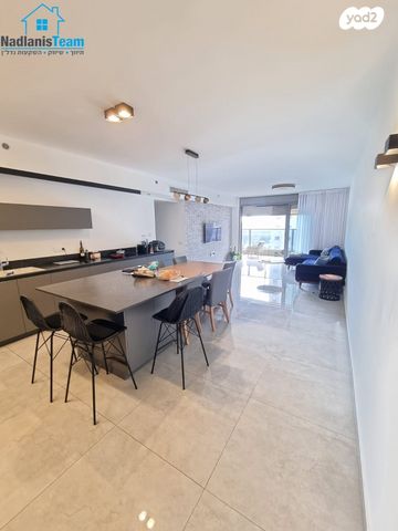 דירה, דוד רזניק 7, גלי הים, נתניה