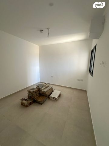 דירה, הגפן, כרמי הנדיב, אחוזת רוטנר, קרית מלאכי