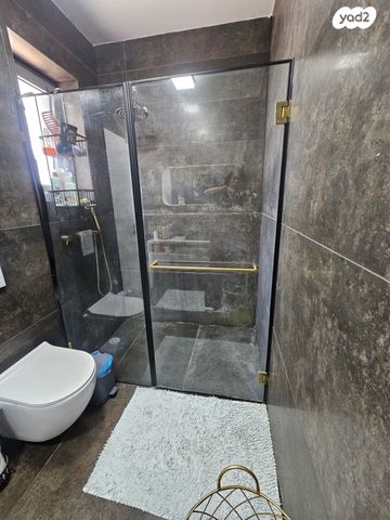 גג/ פנטהאוז, נאות שדה, רעננה