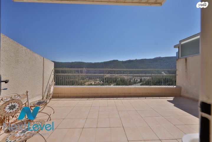 דופלקס, הערמונים 11, רמות יצחק, נשר