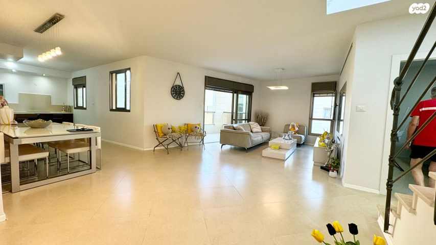 דופלקס, שמחה ארליך, גלי הים, נתניה