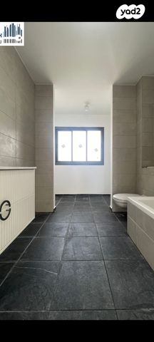 גג/ פנטהאוז, פנחס ואברהם רוטנברג, מת"מ, נאות פרס, חיפה